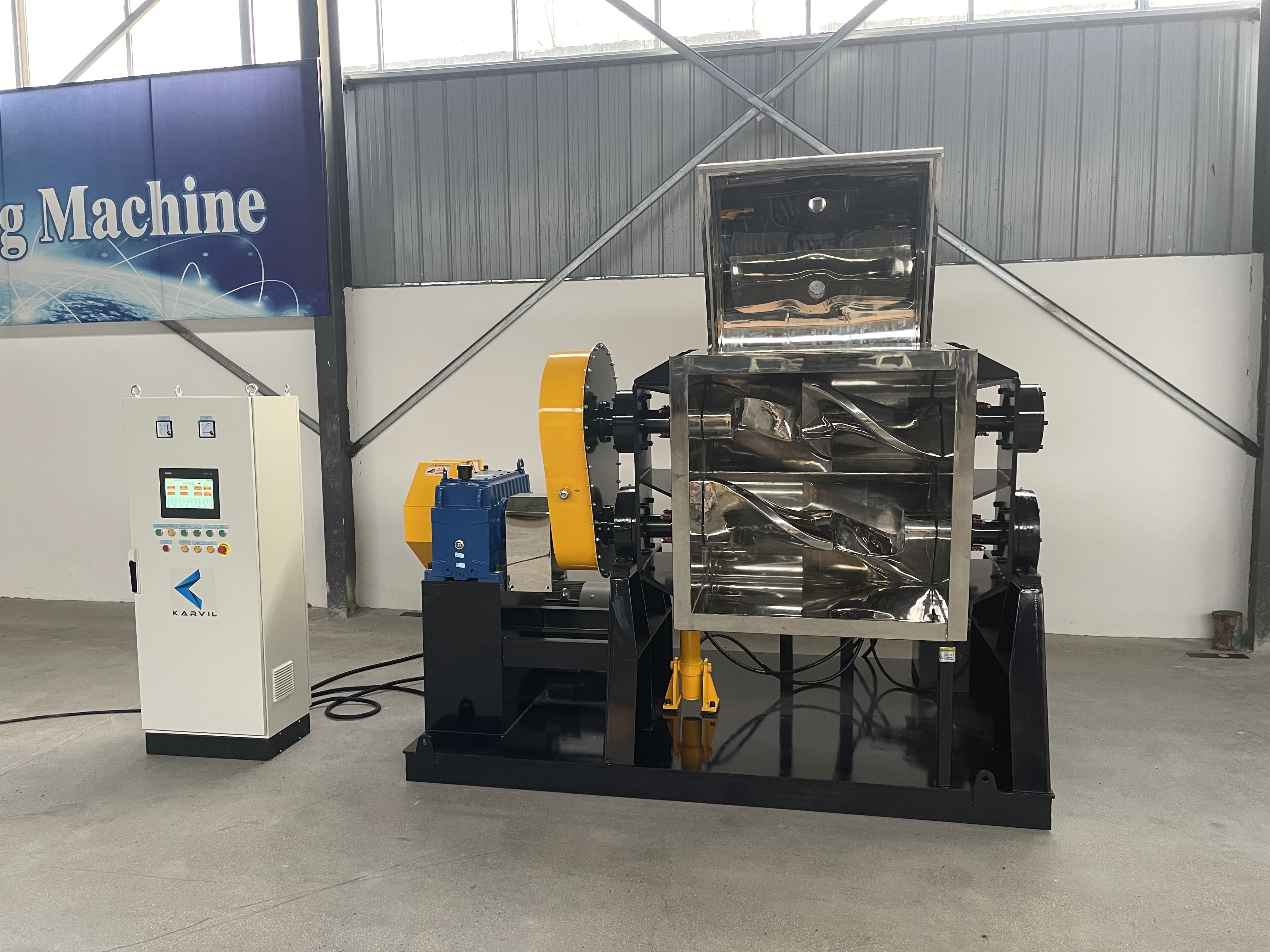 Titl-Kneader-Mixer-with-PLC-System